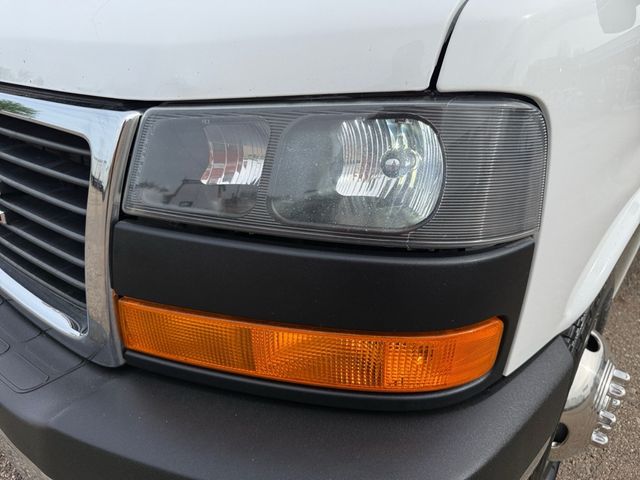 2016 GMC SAVANA G350012FT Utility Box V8 | Canton, Ohio | Ohio Auto Warehouse LLC 2016 GMC SAVANA G350012FT Utility Box V8 | Canton, Ohio | Ohio Auto Warehouse LLC