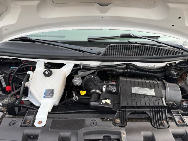 2016 GMC SAVANA G350012FT Utility Box V8 | Canton, Ohio | Ohio Auto Warehouse LLC