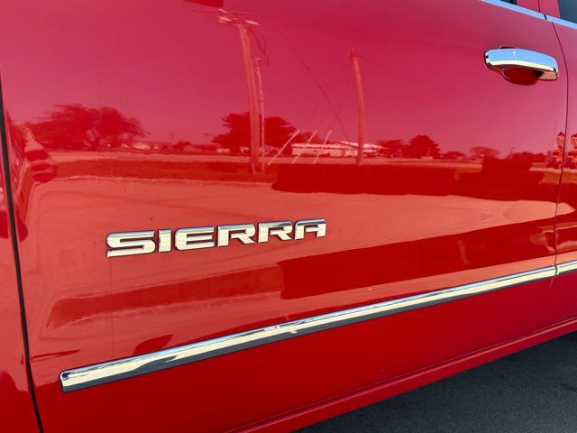 2016 GMC Sierra 1500 SLT | Gifford, IL | Trav's Automotive 2016 GMC Sierra 1500 SLT | Gifford, IL | Trav's Automotive