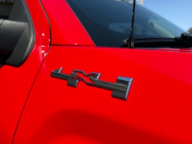 2016 GMC Sierra 1500 SLT | Gifford, IL | Trav's Automotive