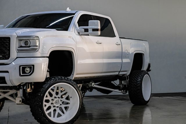 2016 GMC Sierra 2500HD Denali COGNITO LIFT 26" Specalty Forged 37" M/T | Dallas, TX | East Dallas Diesel 2016 GMC Sierra 2500HD Denali COGNITO LIFT 26" Specalty Forged 37" M/T | Dallas, TX | East Dallas Diesel