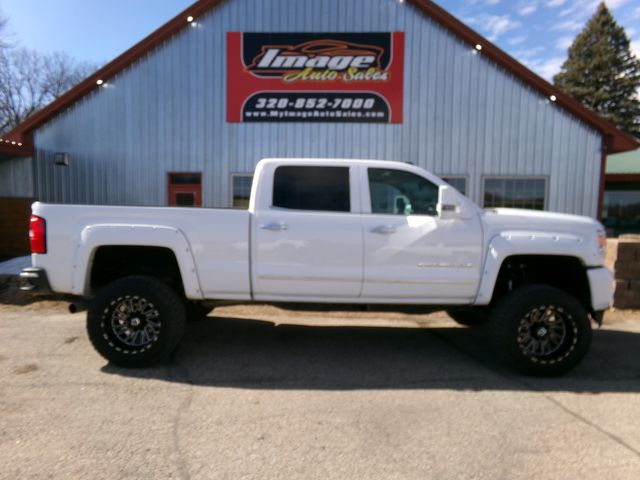 2016 GMC Sierra 3500HD Crew Denali | Alexandria, Minnesota | Image Auto Sales (MN)