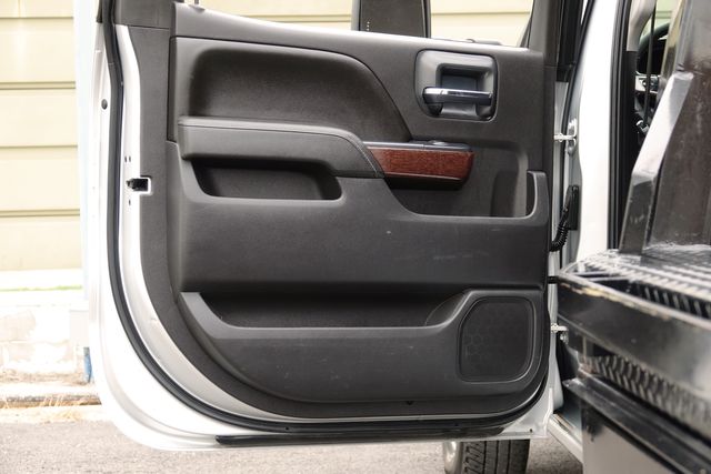 2016 GMC Sierra 3500HD CC SLE | Carrollton, TX | Perfect Motorcars 2016 GMC Sierra 3500HD CC SLE | Carrollton, TX | Perfect Motorcars