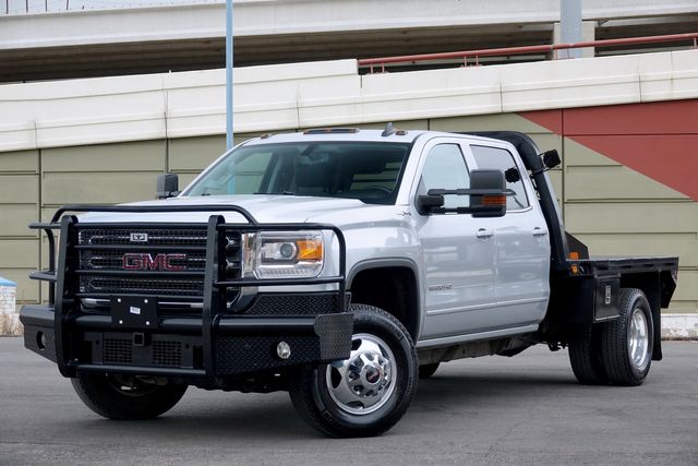 2016 GMC Sierra 3500HD CC SLE | Carrollton, TX | Perfect Motorcars 2016 GMC Sierra 3500HD CC SLE | Carrollton, TX | Perfect Motorcars