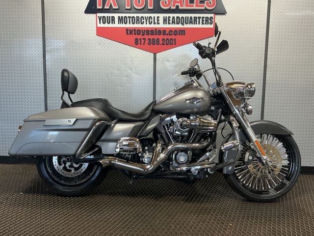 2016 Harley-Davidson Road King Base | Fort Worth, TX | TX Toy Sales 2016 Harley-Davidson Road King Base | Fort Worth, TX | TX Toy Sales