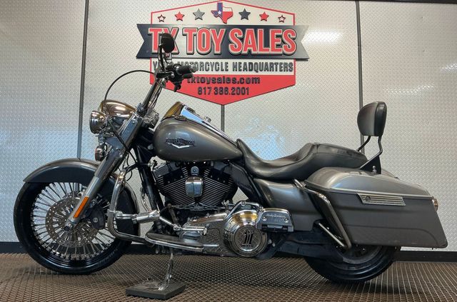 2016 Harley-Davidson Road King Base | Fort Worth, TX | TX Toy Sales 2016 Harley-Davidson Road King Base | Fort Worth, TX | TX Toy Sales