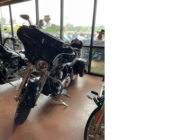 2016 Harley-Davidson Street Glide Base - John Gibson Auto Sales Hot Springs 2016 Harley-Davidson Street Glide Base - John Gibson Auto Sales Hot Springs
