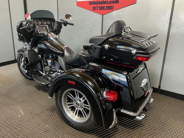 2016 Harley-Davidson Trike Tri Glide Ultra | Fort Worth, TX | TX Toy Sales 2016 Harley-Davidson Trike Tri Glide Ultra | Fort Worth, TX | TX Toy Sales
