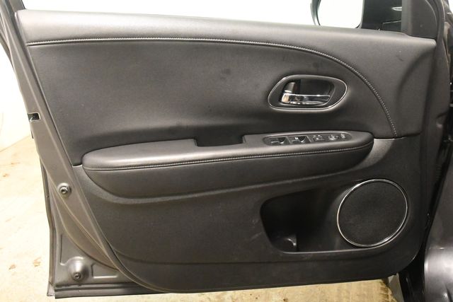 2016 Honda HR-V EX-L w/Navi | Branford, CT | Sound Auto Wholesalers 2016 Honda HR-V EX-L w/Navi | Branford, CT | Sound Auto Wholesalers