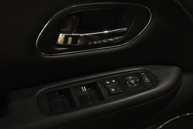 2016 Honda HR-V EX-L w/Navi | Branford, CT | Sound Auto Wholesalers 2016 Honda HR-V EX-L w/Navi | Branford, CT | Sound Auto Wholesalers