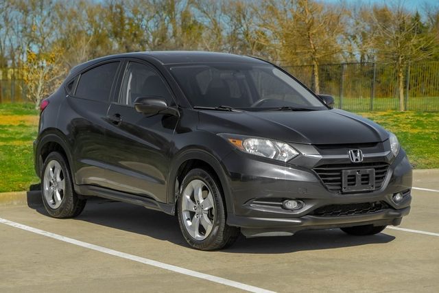 2016 Honda HR-V EX Heated Seats Moonroof Push Start Dual Climate 2016 Honda HR-V EX Heated Seats Moonroof Push Start Dual Climate