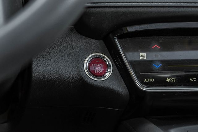 2016 Honda HR-V EX Heated Seats Moonroof Push Start Dual Climate 2016 Honda HR-V EX Heated Seats Moonroof Push Start Dual Climate