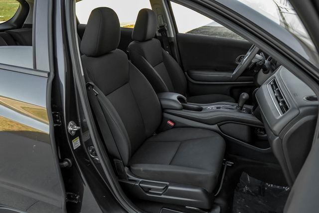 2016 Honda HR-V EX Heated Seats Moonroof Push Start Dual Climate 2016 Honda HR-V EX Heated Seats Moonroof Push Start Dual Climate