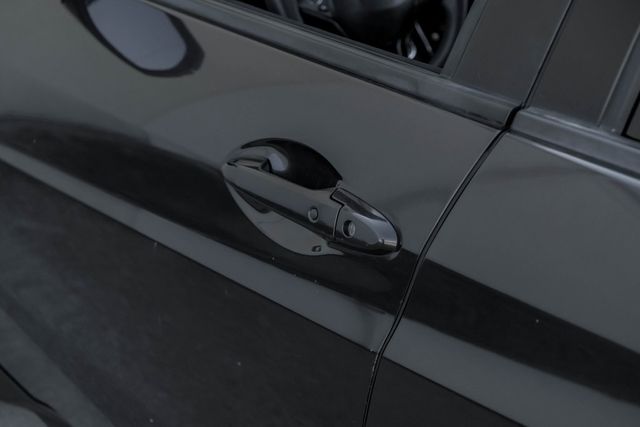 2016 Honda HR-V EX Heated Seats Moonroof Push Start Dual Climate 2016 Honda HR-V EX Heated Seats Moonroof Push Start Dual Climate