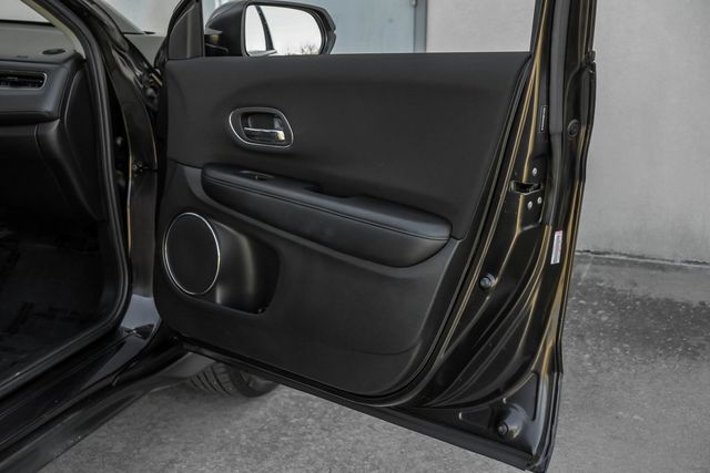 2016 Honda HR-V EX Heated Seats Moonroof Push Start Dual Climate 2016 Honda HR-V EX Heated Seats Moonroof Push Start Dual Climate