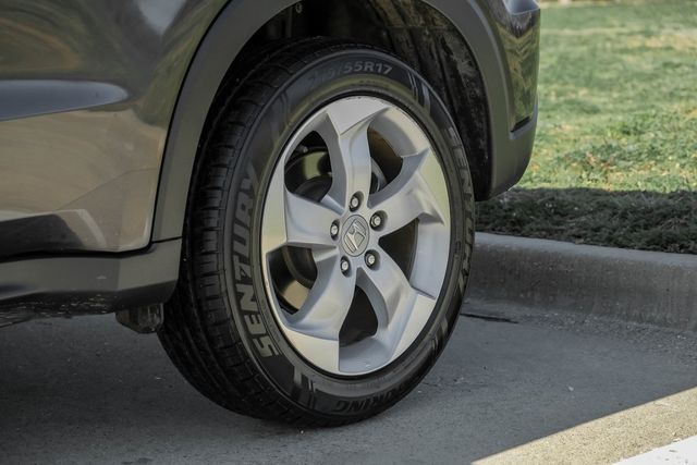 2016 Honda HR-V EX Heated Seats Moonroof Push Start Dual Climate 2016 Honda HR-V EX Heated Seats Moonroof Push Start Dual Climate