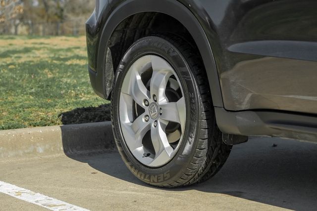 2016 Honda HR-V EX Heated Seats Moonroof Push Start Dual Climate 2016 Honda HR-V EX Heated Seats Moonroof Push Start Dual Climate