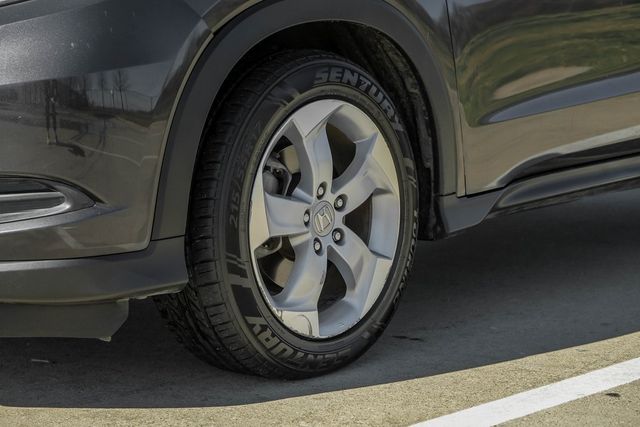 2016 Honda HR-V EX Heated Seats Moonroof Push Start Dual Climate 2016 Honda HR-V EX Heated Seats Moonroof Push Start Dual Climate