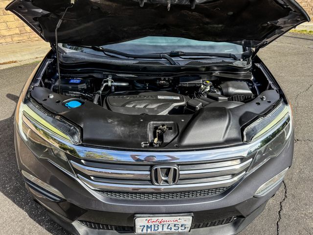 2016 Honda Pilot EX-L w/RES | Agoura Hills, CA | SoCal Auto Group 2016 Honda Pilot EX-L w/RES | Agoura Hills, CA | SoCal Auto Group