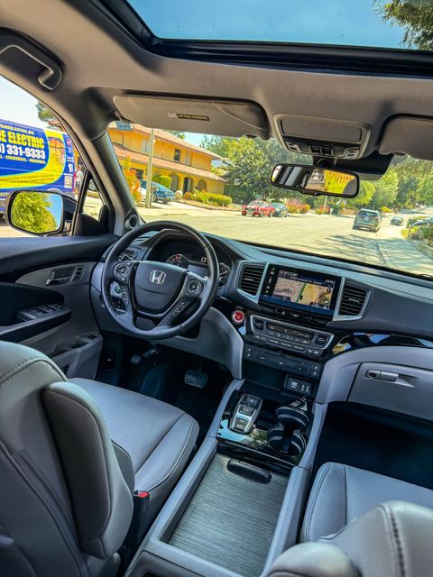 2016 Honda Pilot Elite | Agoura Hills, CA | SoCal Auto Group 2016 Honda Pilot Elite | Agoura Hills, CA | SoCal Auto Group