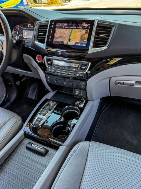 2016 Honda Pilot Elite | Agoura Hills, CA | SoCal Auto Group 2016 Honda Pilot Elite | Agoura Hills, CA | SoCal Auto Group