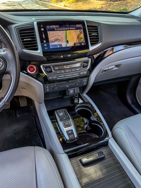 2016 Honda Pilot Elite | Agoura Hills, CA | SoCal Auto Group