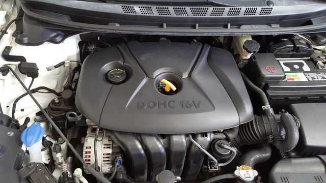 2016 Hyundai ELANTRA SE | Carrollton, TX | Legend Motorcars of Carrollton