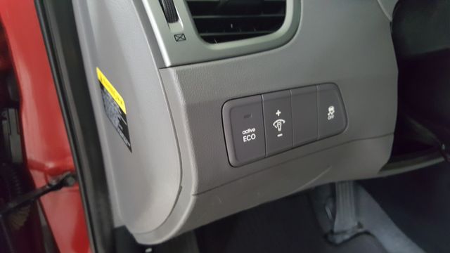 2016 Hyundai ELANTRA SE | Carrollton, TX | Legend Motorcars of Carrollton