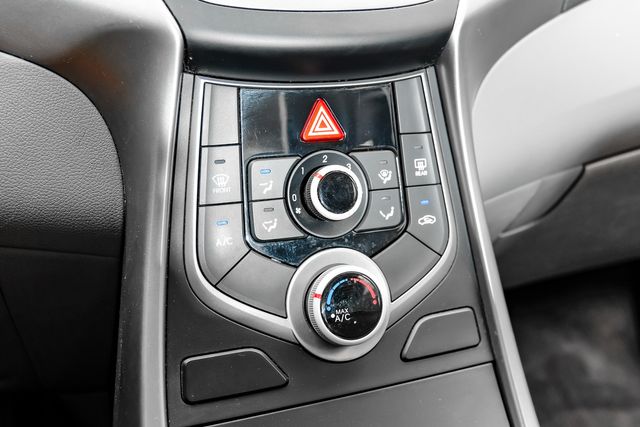 2016 Hyundai ELANTRA SE 41ServiceRecords | Dallas, TX | Stevens Motor Company LLC 2016 Hyundai ELANTRA SE 41ServiceRecords | Dallas, TX | Stevens Motor Company LLC