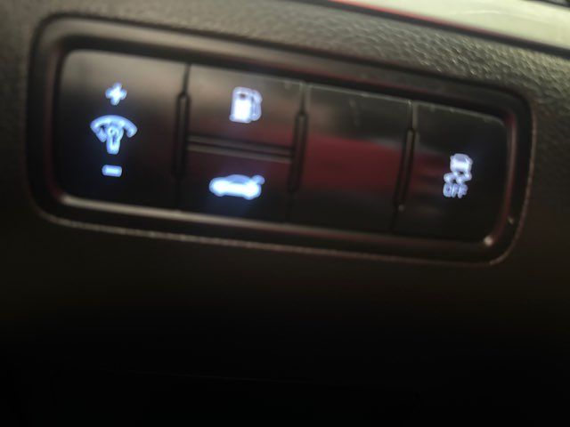 2016 Hyundai Genesis 3.8L | Rome, GA | Knight's Car Store 2016 Hyundai Genesis 3.8L | Rome, GA | Knight's Car Store