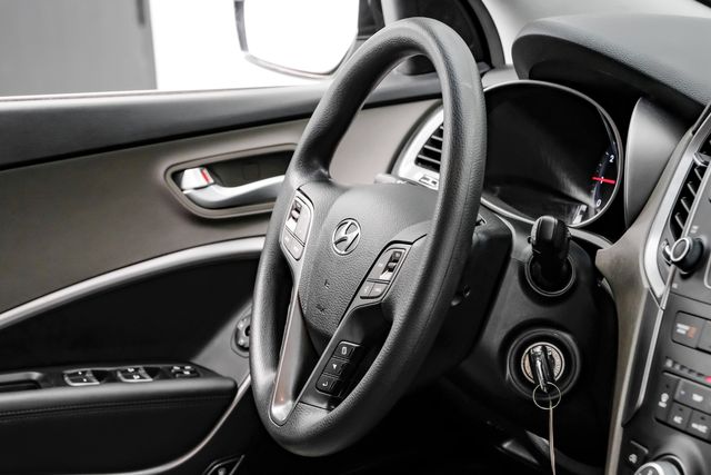 2016 Hyundai Santa Fe SE OneOwner ExtraClean | Dallas, TX | Stevens Motor Company LLC 2016 Hyundai Santa Fe SE OneOwner ExtraClean | Dallas, TX | Stevens Motor Company LLC