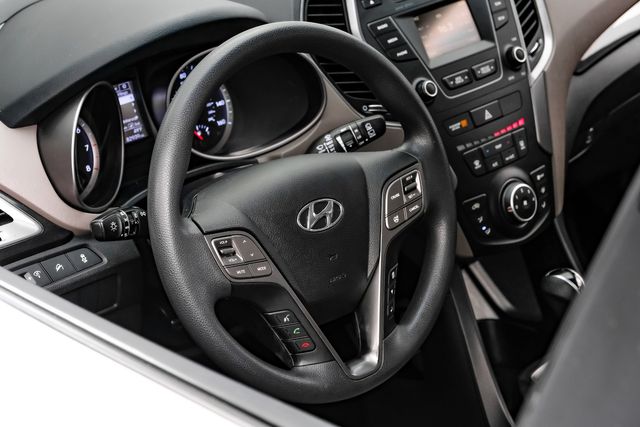 2016 Hyundai Santa Fe SE OneOwner ExtraClean | Dallas, TX | Stevens Motor Company LLC 2016 Hyundai Santa Fe SE OneOwner ExtraClean | Dallas, TX | Stevens Motor Company LLC