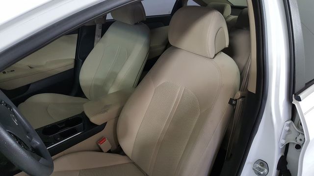 2016 Hyundai SONATA SE | Carrollton, TX | Legend Motorcars of Carrollton 2016 Hyundai SONATA SE | Carrollton, TX | Legend Motorcars of Carrollton