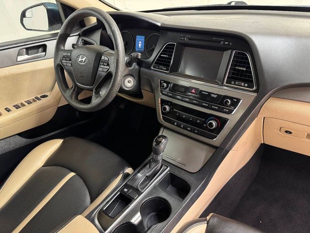 2016 Hyundai SONATA Base 4dr Sedan PZEV | Houston, TX | Houston Auto Credit
