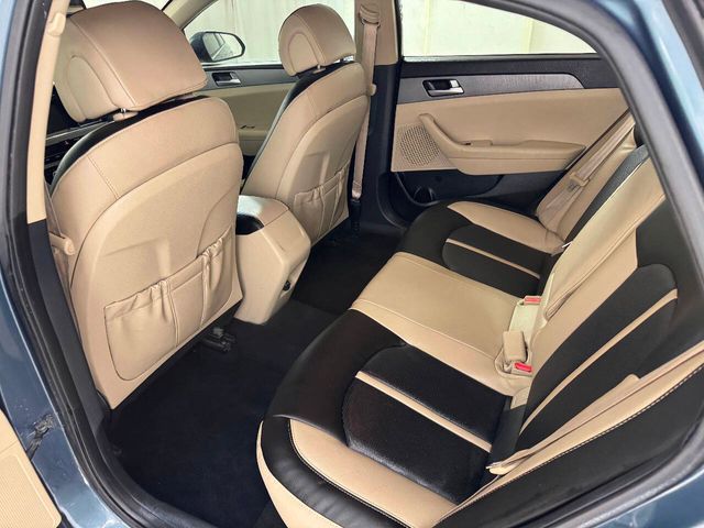 2016 Hyundai SONATA Base 4dr Sedan PZEV | Houston, TX | Houston Auto Credit