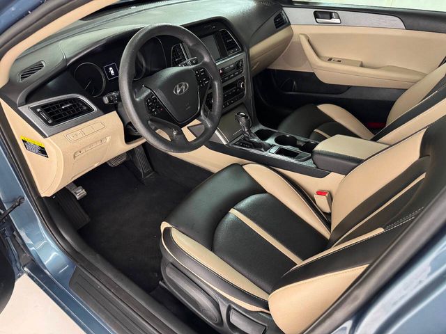2016 Hyundai SONATA Base 4dr Sedan PZEV | Houston, TX | Houston Auto Credit 2016 Hyundai SONATA Base 4dr Sedan PZEV | Houston, TX | Houston Auto Credit