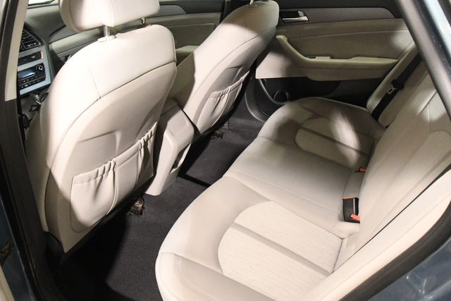 2016 Hyundai SONATA Hybrid SE | Branford, CT | Sound Auto Wholesalers 2016 Hyundai SONATA Hybrid SE | Branford, CT | Sound Auto Wholesalers