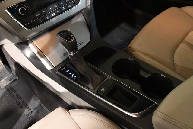 2016 Hyundai SONATA Hybrid SE | Branford, CT | Sound Auto Wholesalers 2016 Hyundai SONATA Hybrid SE | Branford, CT | Sound Auto Wholesalers