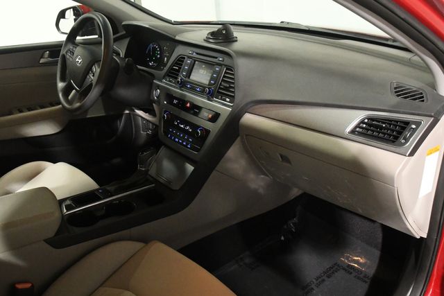 2016 Hyundai SONATA Hybrid SE | Branford, CT | Sound Auto Wholesalers 2016 Hyundai SONATA Hybrid SE | Branford, CT | Sound Auto Wholesalers