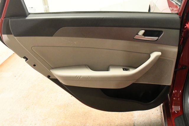 2016 Hyundai SONATA Hybrid SE | Branford, CT | Sound Auto Wholesalers 2016 Hyundai SONATA Hybrid SE | Branford, CT | Sound Auto Wholesalers