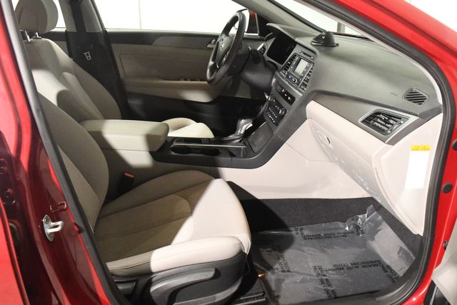 2016 Hyundai SONATA Hybrid SE | Branford, CT | Sound Auto Wholesalers 2016 Hyundai SONATA Hybrid SE | Branford, CT | Sound Auto Wholesalers