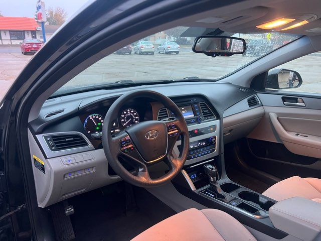 2016 Hyundai SONATA Hybrid SE ONLY 37,000 Miles | Dickinson, ND | Heiser Motors 2016 Hyundai SONATA Hybrid SE ONLY 37,000 Miles | Dickinson, ND | Heiser Motors