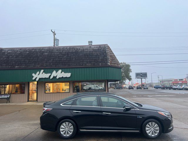 2016 Hyundai SONATA Hybrid SE ONLY 37,000 Miles | Dickinson, ND | Heiser Motors 2016 Hyundai SONATA Hybrid SE ONLY 37,000 Miles | Dickinson, ND | Heiser Motors