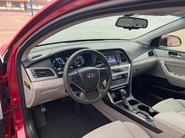 2016 Hyundai SONATA Hybrid SE ONLY 58,000 Miles | Dickinson, ND | Heiser Motors 2016 Hyundai SONATA Hybrid SE ONLY 58,000 Miles | Dickinson, ND | Heiser Motors