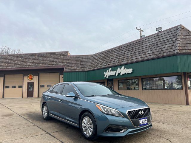2016 Hyundai SONATA Hybrid SE ONLY 35,000 MIles | Dickinson, ND | Heiser Motors