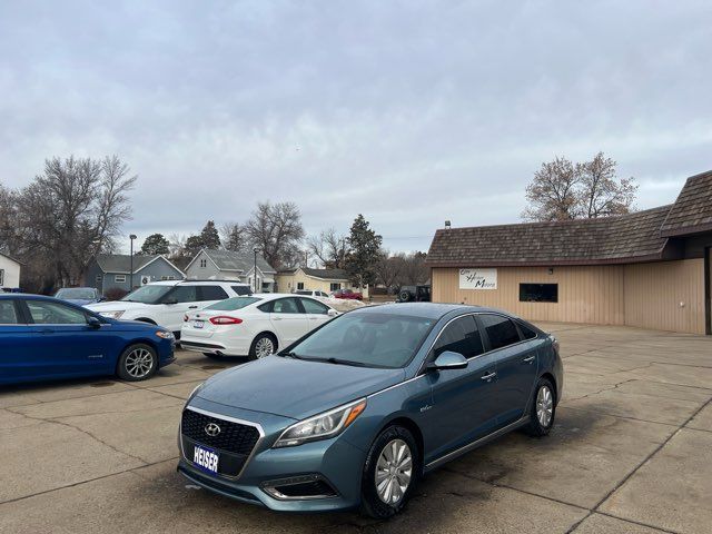 2016 Hyundai SONATA Hybrid SE ONLY 35,000 MIles | Dickinson, ND | Heiser Motors