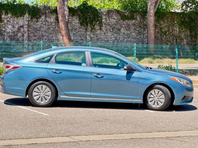 2016 Hyundai SONATA Hybrid SE | Reseda, CA | Angeles Auto Alliance 2016 Hyundai SONATA Hybrid SE | Reseda, CA | Angeles Auto Alliance