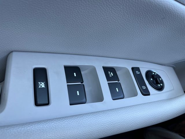 2016 Hyundai SONATA Hybrid SE | RICHMOND, VA | TK HUGHES 2016 Hyundai SONATA Hybrid SE | RICHMOND, VA | TK HUGHES