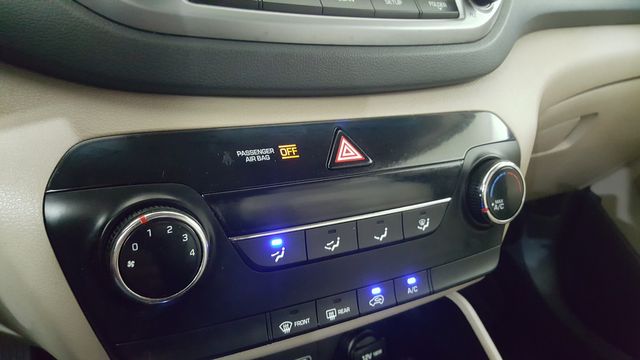 2016 Hyundai TUCSON SE | Carrollton, TX | Legend Motorcars of Carrollton