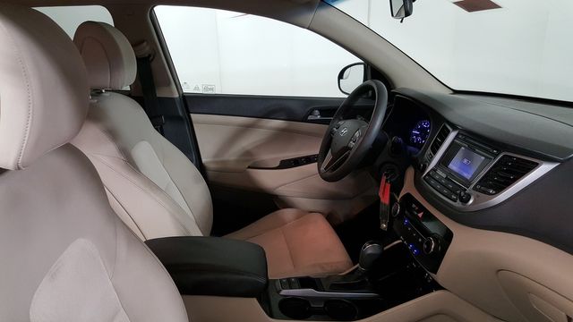 2016 Hyundai TUCSON SE | Carrollton, TX | Legend Motorcars of Carrollton
